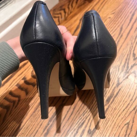 Nine West Rocha black leather almond toe slip on platform heels size 7.5 pumps - Picture 11 of 16